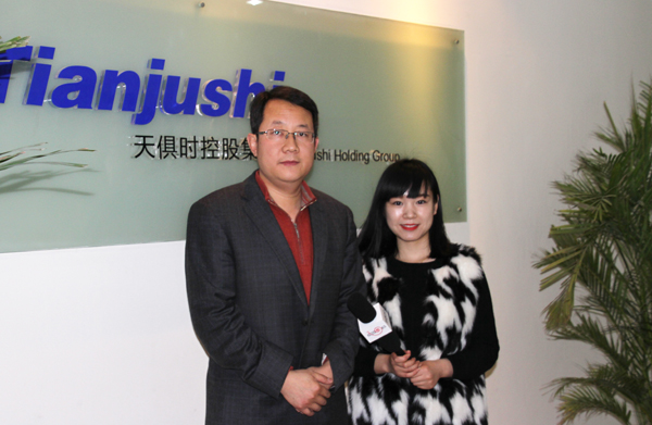 cSIM5z_yR26KOoOoXmXevA cSIM5z_yR26KOoOoXmXevA